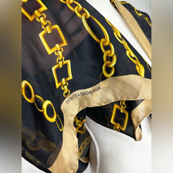 Authentic Dolce & Gabbana Silk Scarf - Picture 5 of 10